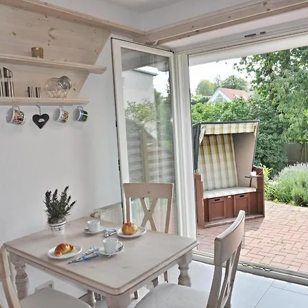 Villa Foerdestrand Kapitaensbruecke 公寓 拉博埃